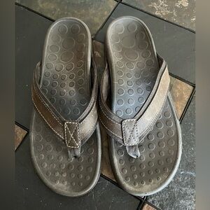 Vionic Brown Sandals